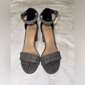 Gap Houndstooth Chunky Heel